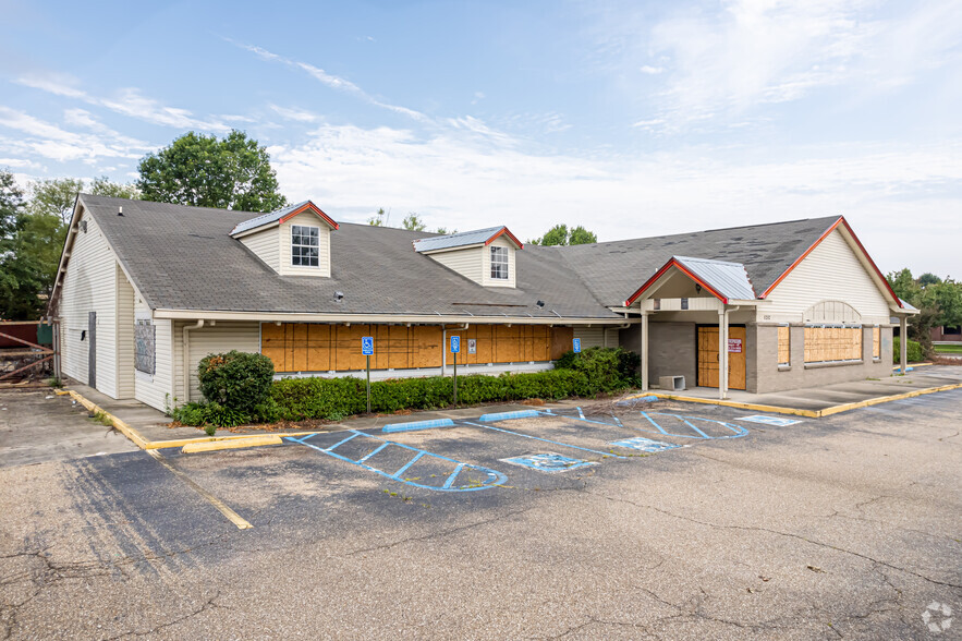 5252 S Sherwood Forest Blvd, Baton Rouge, LA for sale - Primary Photo - Image 1 of 1