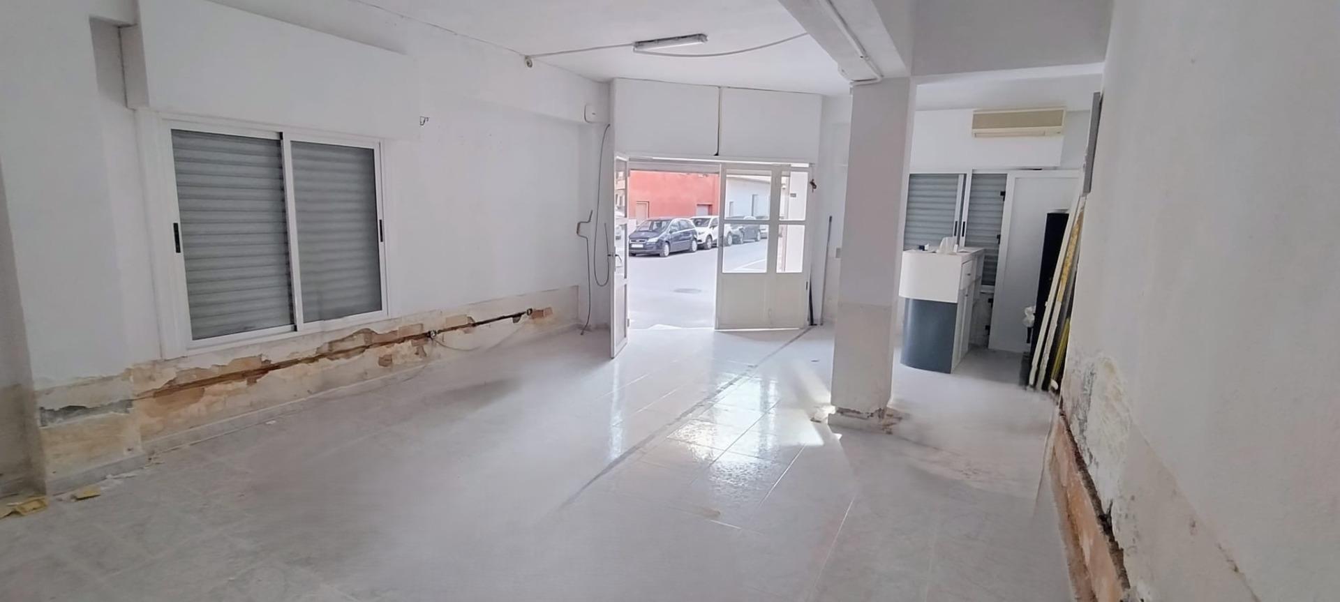 Retail in Novelda, Alicante for sale Interior Photo- Image 1 of 6