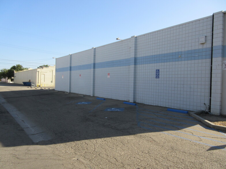 234 C St, Lemoore, CA for rent - Building Photo - Image 3 of 6