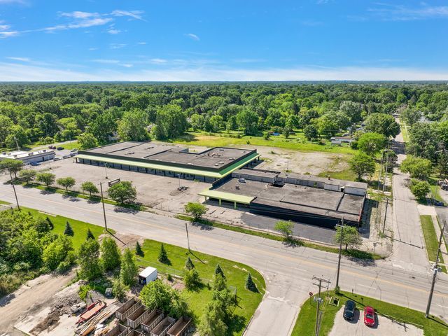 3402 Richfield Rd, Flint, MI for sale - Building Photo - Image 3 of 25