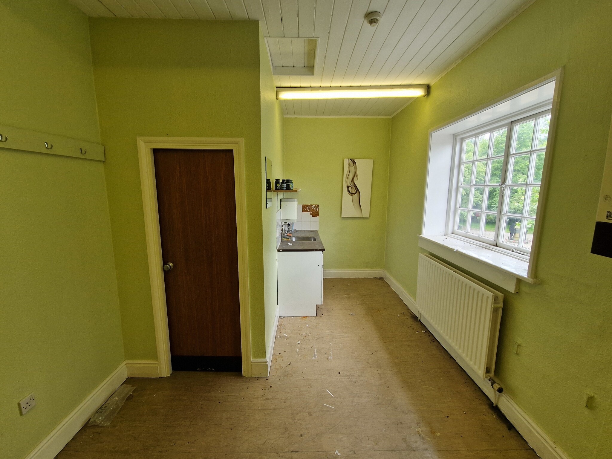 1-5 Causeway Ln, Matlock to rent Interior Photo- Image 1 of 4