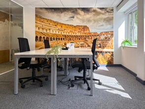 Redcliffe Way, Bristol to rent Interior Photo- Image 2 of 11