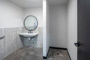 A7 - 1250 SF - Bathroom