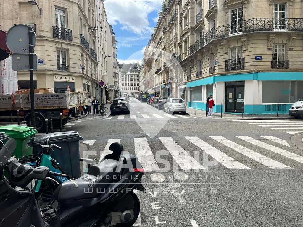 Location Commerce 70 m² - Photo 1