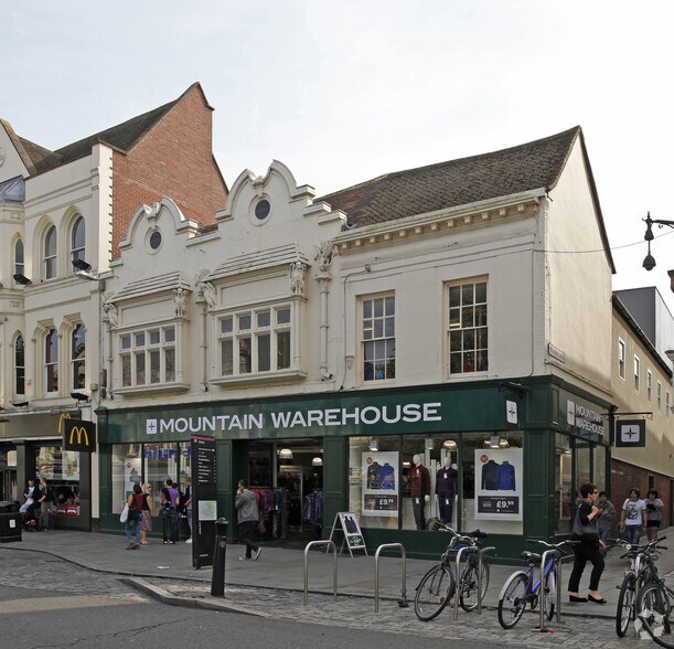 33-34 High St, Colchester for sale - Primary Photo - Image 1 of 1