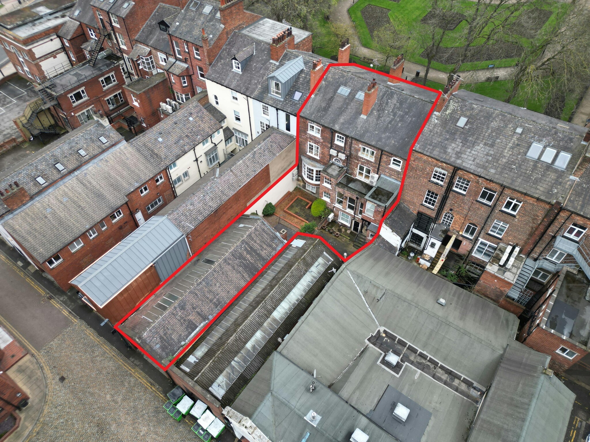 26-27 Park Sq W, Leeds to rent Aerial- Image 1 of 9