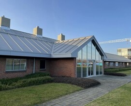 Chesterford Park, Little Chesterford to rent Building Photo- Image 2 of 7