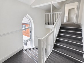 10 King St, Newcastle Under Lyme to rent Interior Photo- Image 1 of 8