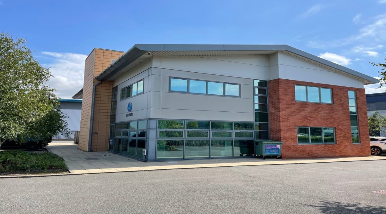 Glyme Ct, Kidlington to rent Building Photo- Image 1 of 2