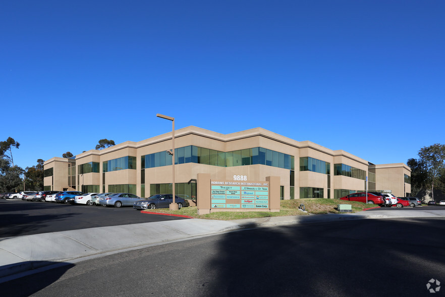 9888 Carroll Centre Rd, San Diego, CA for sale - Primary Photo - Image 1 of 17