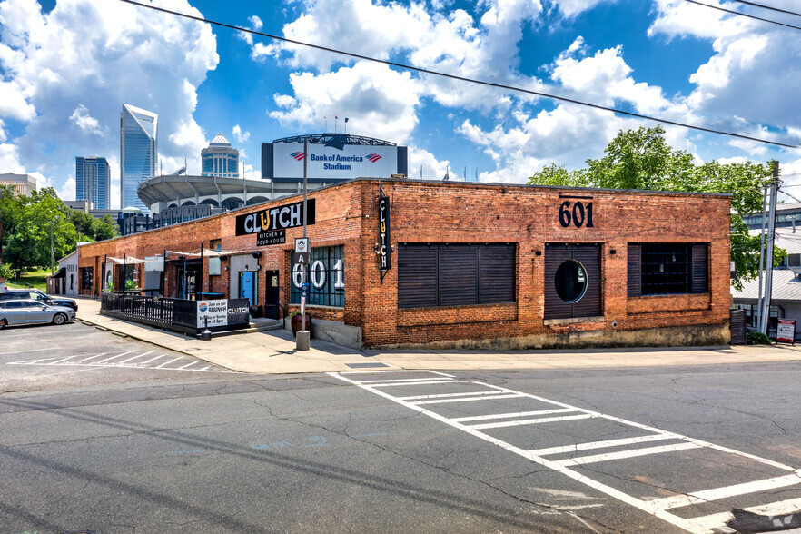 601 S Cedar St, Charlotte, NC for rent - Building Photo - Image 1 of 11