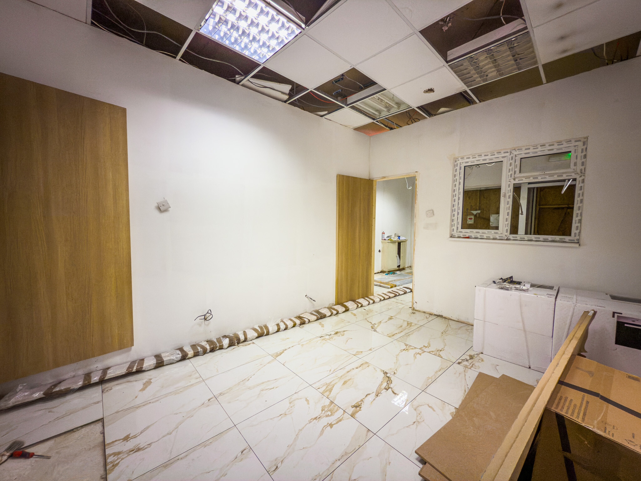 15 West St, Fareham to rent Interior Photo- Image 1 of 3