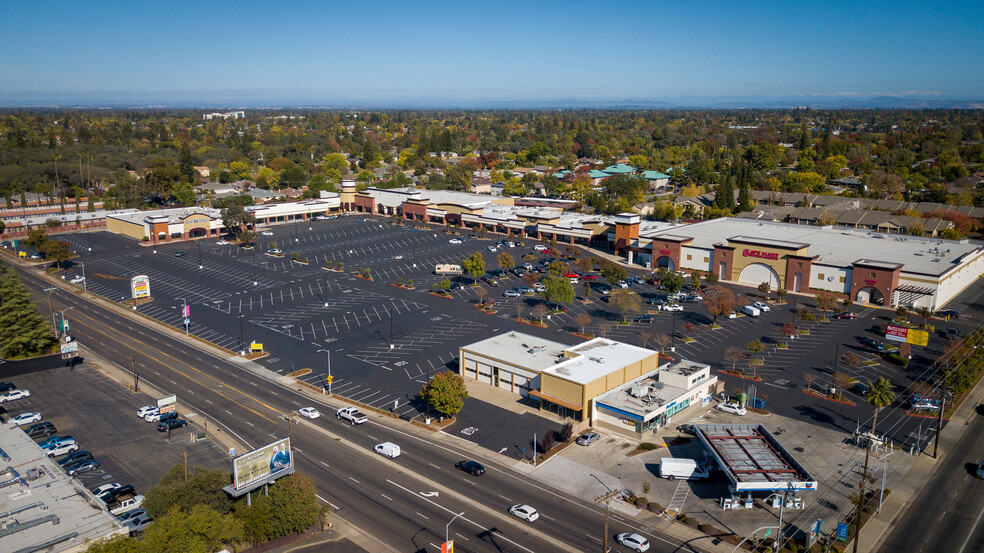 4708 Manzanita Ave, Carmichael, CA for sale - Building Photo - Image 1 of 1