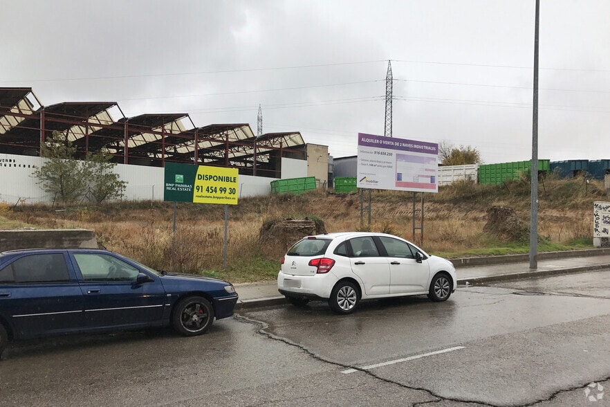 Calle del Puerto Guadarrama, 5, Móstoles, Madrid for sale - Building Photo - Image 2 of 5