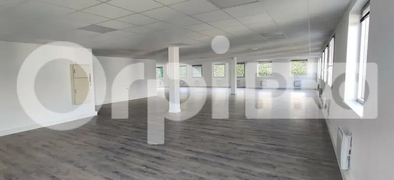 Office in Chevilly-Larue to rent - Interior Photo - Image 3 of 5