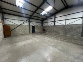 5-6 Canal Side, Chorley to rent Interior Photo- Image 2 of 3