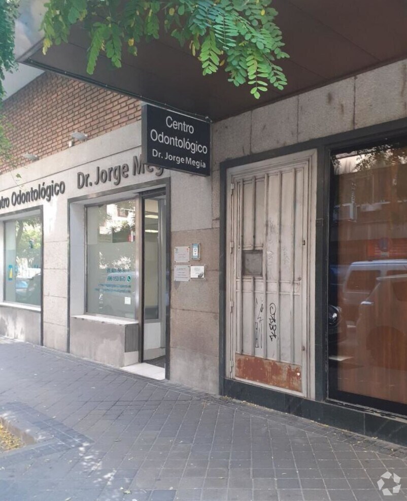 Retail in Madrid, Madrid to rent Interior Photo- Image 1 of 2