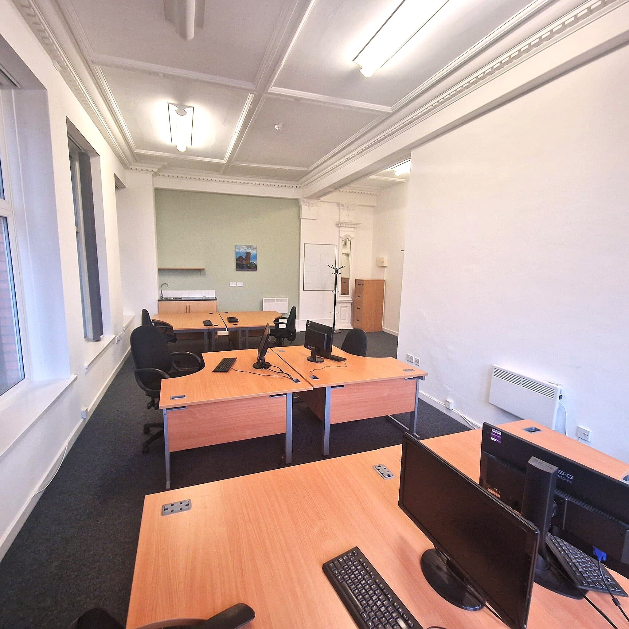 St. Georges Rd, Bolton to rent Interior Photo- Image 1 of 5