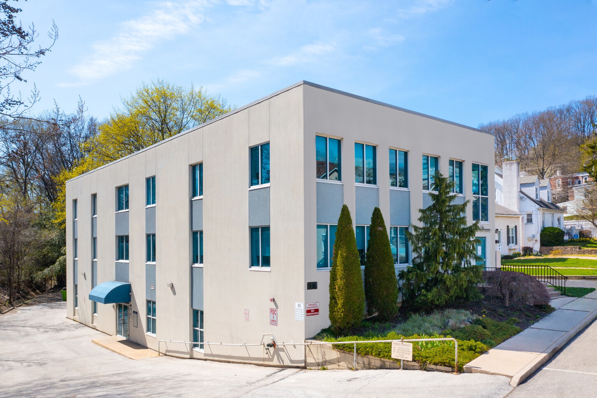 18 Elizabeth St, West Conshohocken, PA to rent Primary Photo- Image 1 of 6