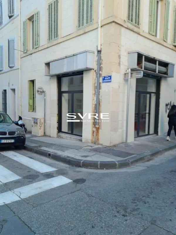 Location Commerce 75 m² - Photo 1