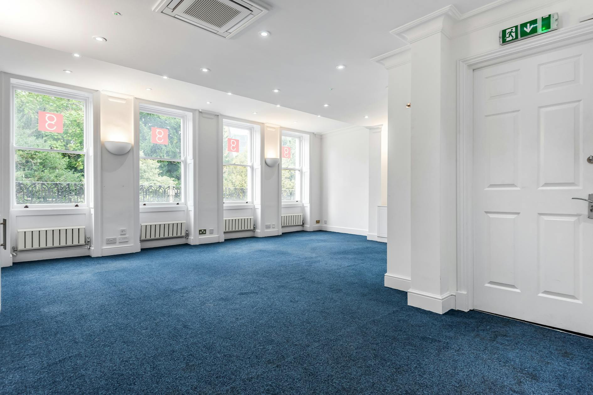 11 High St, Windsor to rent Interior Photo- Image 1 of 6