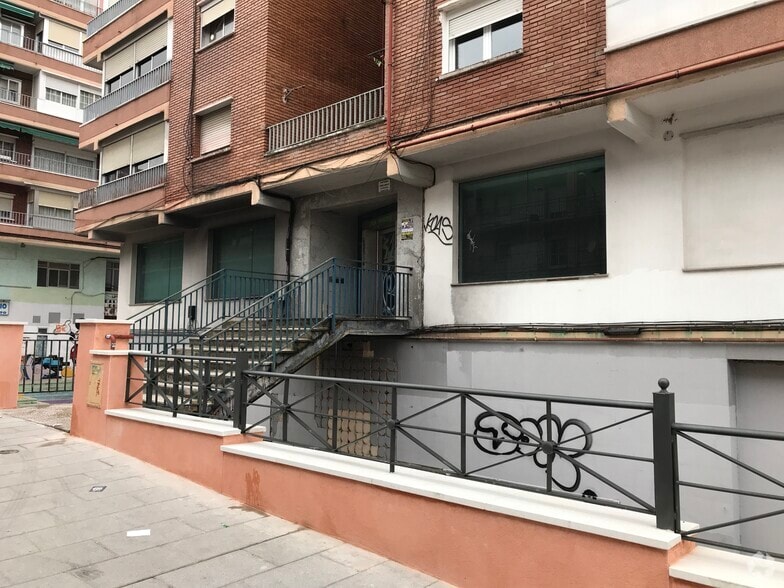 Calle Virgen de Icíar, Alcorcón, Madrid for sale - Building Photo - Image 2 of 4