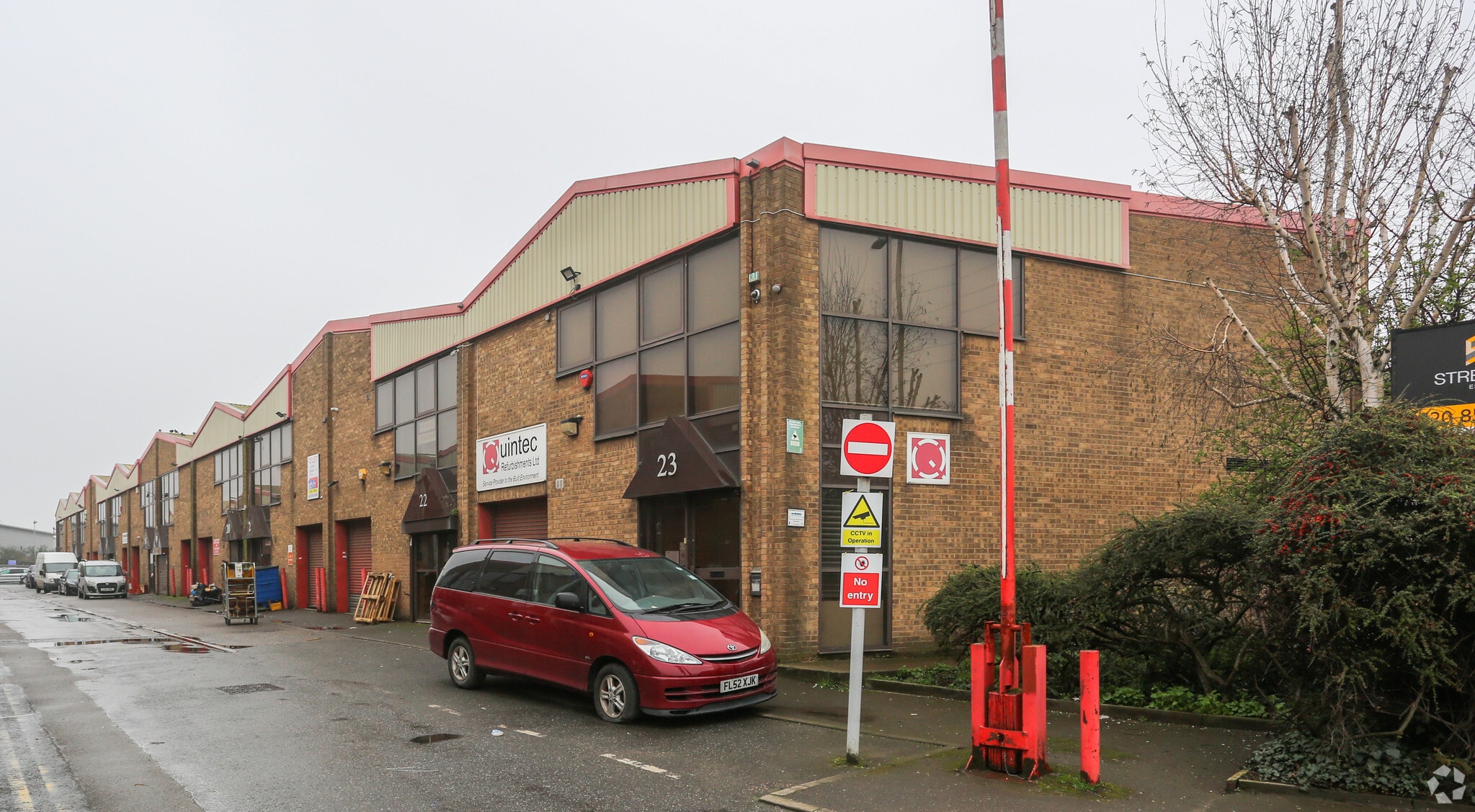 River Rd, Barking for sale Primary Photo- Image 1 of 6