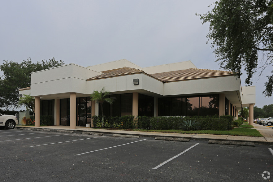 5511 S Congress Ave, Atlantis, FL for rent - Primary Photo - Image 1 of 4