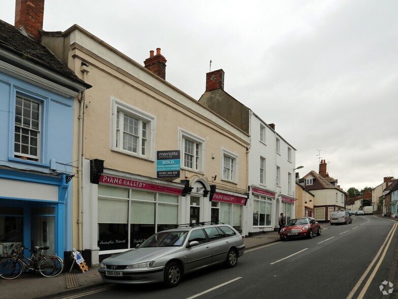 1317 London St, Faringdon, SN7 7AE UK