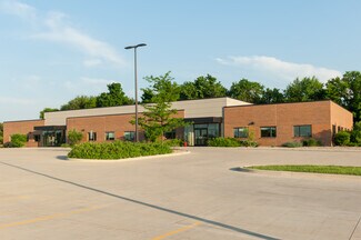 More details for 1907 Jumer Dr, Bloomington, IL - Office for Rent