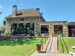 2 Overstone Rd, Sywell to rent Building Photo- Image 1 of 11