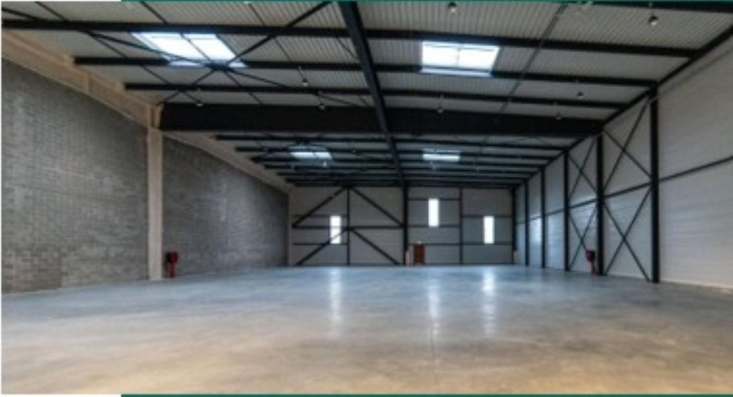 Light Industrial in SAINT-OUEN-L'AUMONE to rent Interior Photo- Image 1 of 11