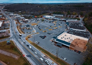 1320-1554 N College Ave, Fayetteville, AR to rent Building Photo- Image 2 of 5