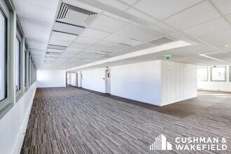 11 Avenue Morane Saulnier, Vélizy-Villacoublay to rent Interior Photo- Image 2 of 2