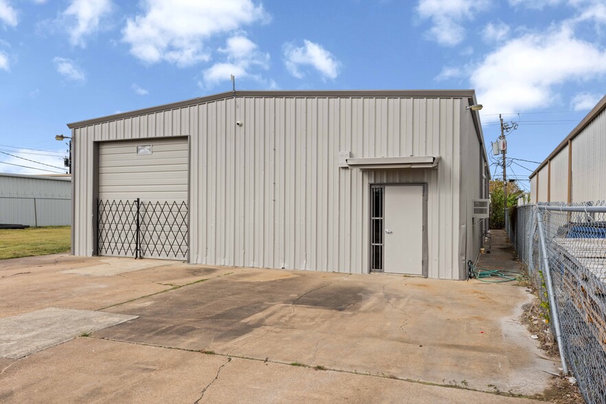 7567 Morley St, Houston, TX for sale - Building Photo - Image 3 of 8