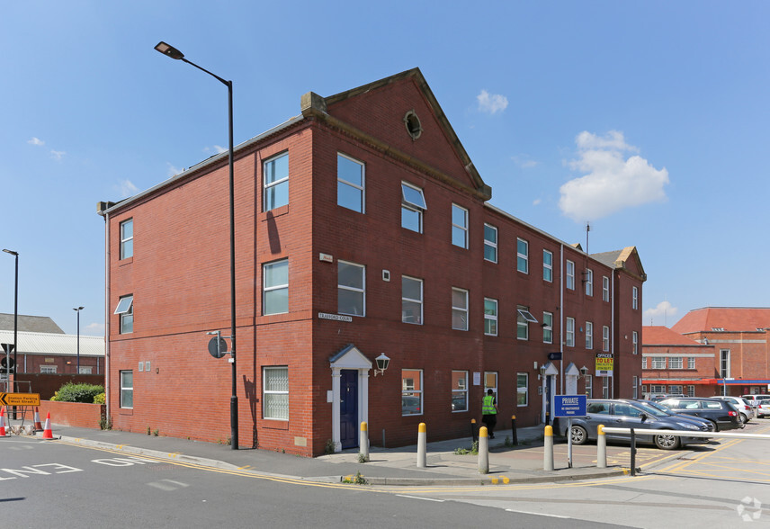 5-8 Trafford Ct, Doncaster for sale - Building Photo - Image 1 of 1