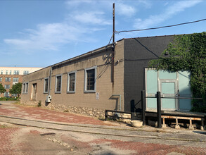 200 Wyandotte St, Kansas City, MO for rent Building Photo- Image 2 of 13