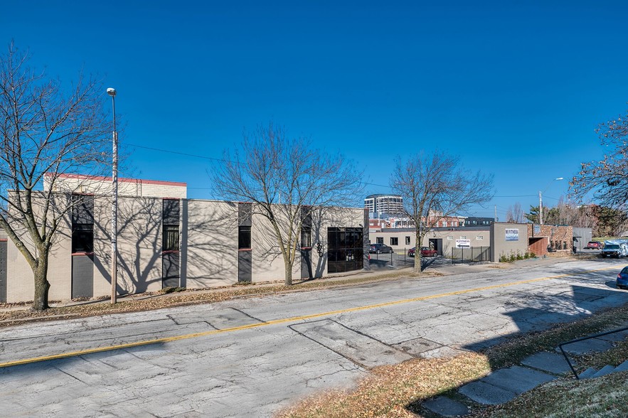 2750 Cherry St, Kansas City, MO for rent - Primary Photo - Image 1 of 8