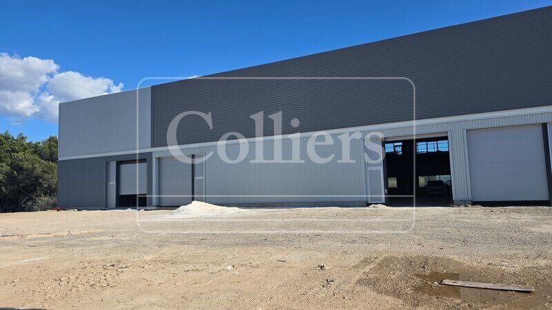 Light Industrial in Marignane for sale - Building Photo - Image 2 of 7