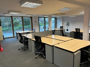 La Grande Rue Street, Guernsey to rent Interior Photo- Image 1 of 2