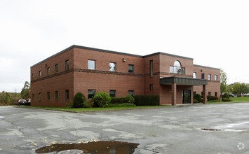 Office in Waterville, ME for sale Primary Photo- Image 1 of 1