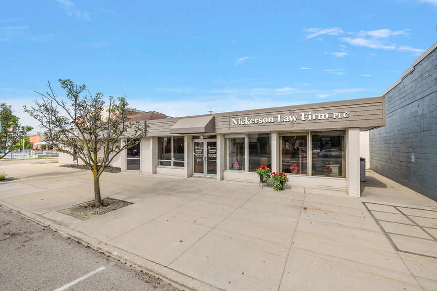 505 Huron Ave, Port Huron, MI for rent - Building Photo - Image 1 of 5