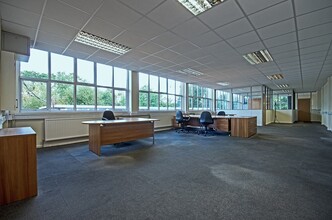 London Rd S, Poynton for rent Interior Photo- Image 2 of 9