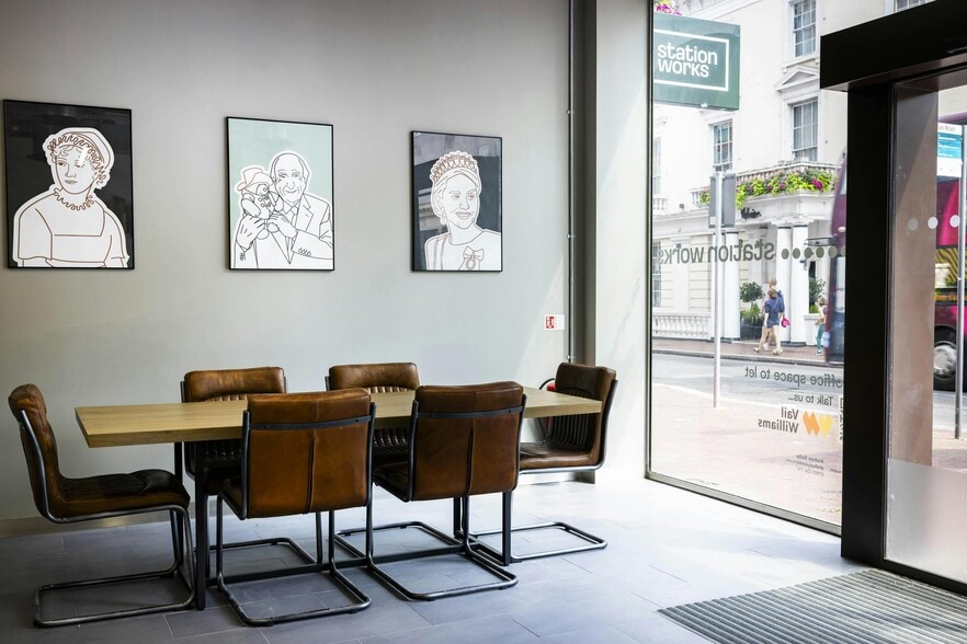 17-27 Station Rd, Reading to rent - Building Photo - Image 3 of 22