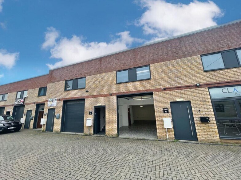 Triumph Park, Ross Way Way, Folkestone to rent - Building Photo - Image 3 of 3