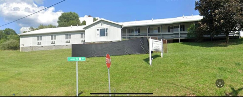 41 Watkins Dr, Grafton, WV for sale - Building Photo - Image 1 of 41