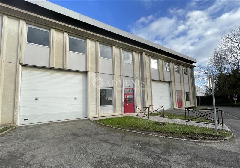 Light Industrial in Sarcelles to rent - Building Photo - Image 3 of 10