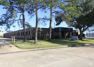 More details for 10626 Kinghurst St, Houston, TX - Light Industrial for Sale