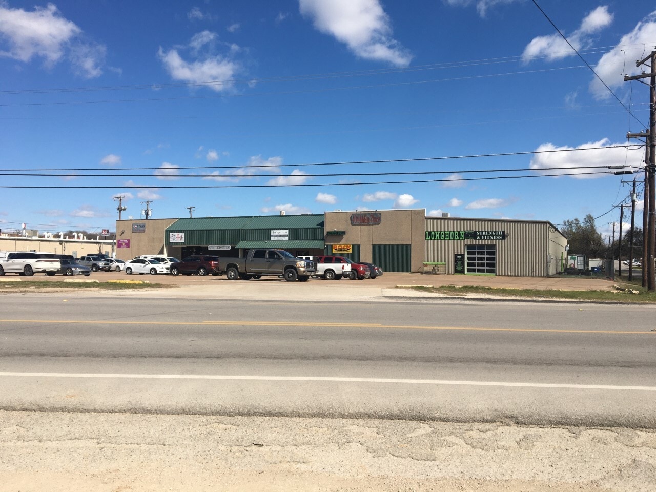 404 W Main St, Azle, TX for sale Building Photo- Image 1 of 11