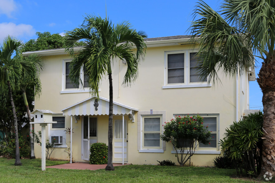 85 SE 6th Ave, Delray Beach, FL for rent - Building Photo - Image 3 of 8